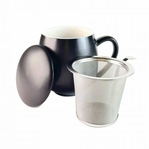 Tasse céramique noire avec filtre métal et couvercle 